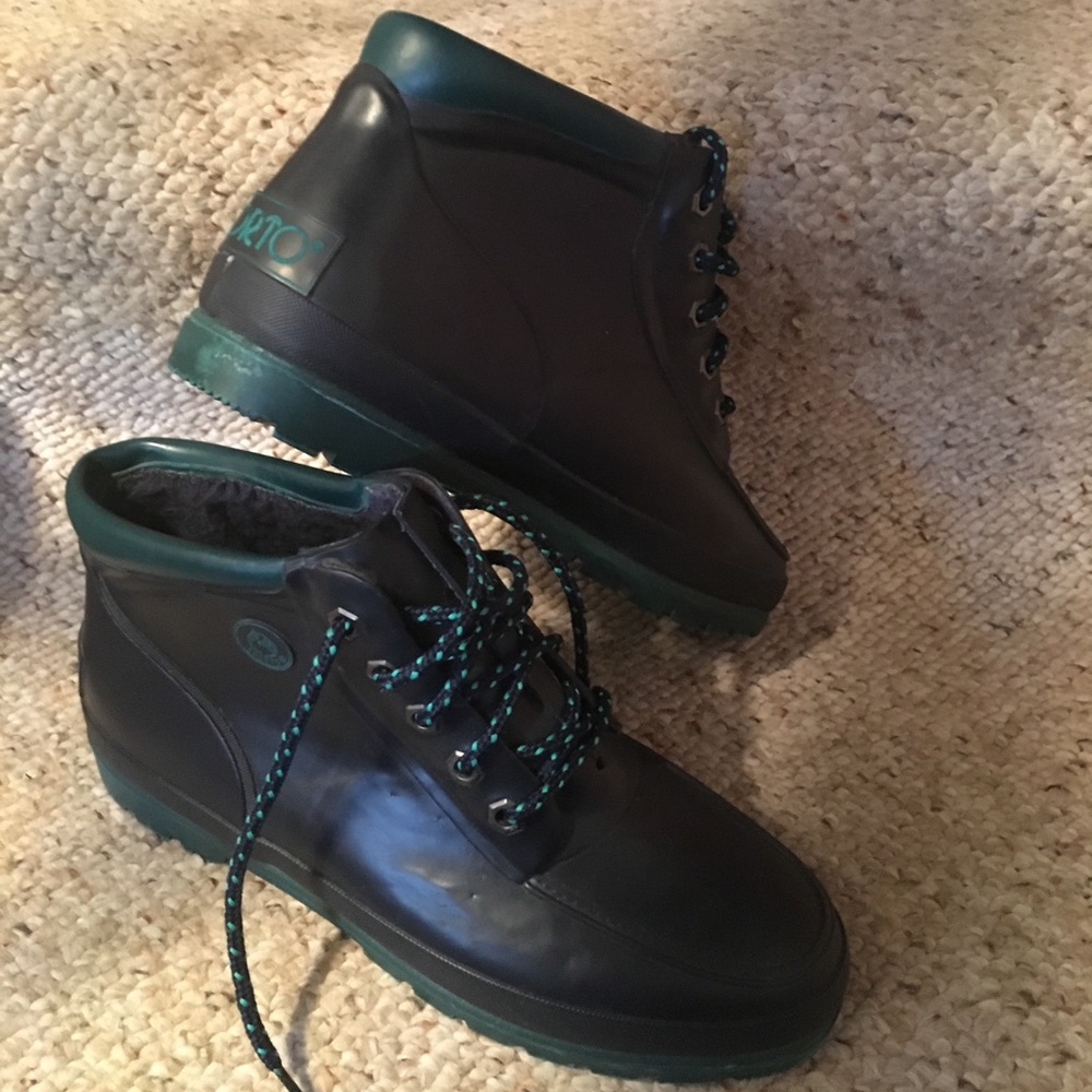 Sporto Navy Blue and Green Rain Boots